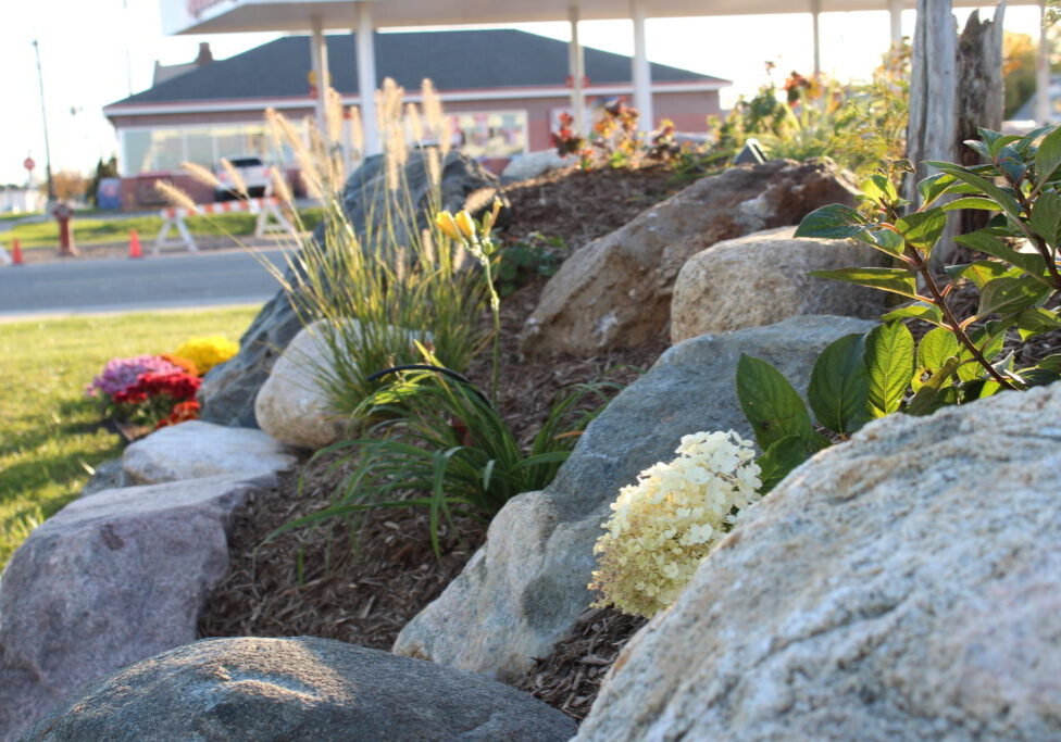 landscape-maintenance-scaled